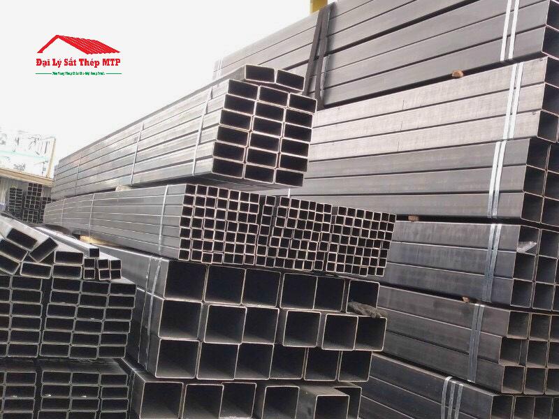 Thép hộp đen có giá thành rẻ, chịu lực tốt, dễ gia công