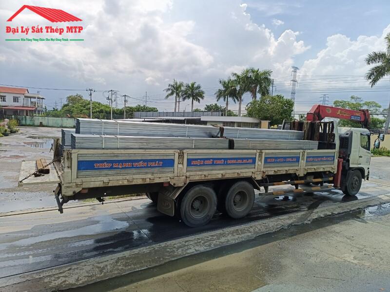 Cung cấp 300 cây thép hộp VinaOne cho trung tâm giống cây trồng, vật nuôi và thủy sản TPHCM