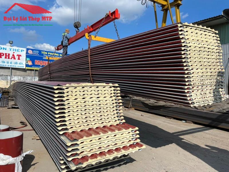 Cung cấp 200 tấm tôn cách nhiệt Đại Thiên Lộc cho dự án mở rộng khu dân cư tại Đồng Nai