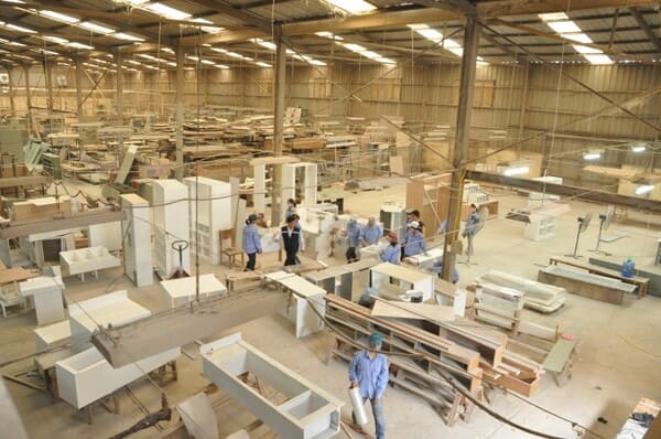 Quy trình sản xuất ván gỗ ép phủ phim luôn được kiểm định nghiêm ngặt về chất lượng