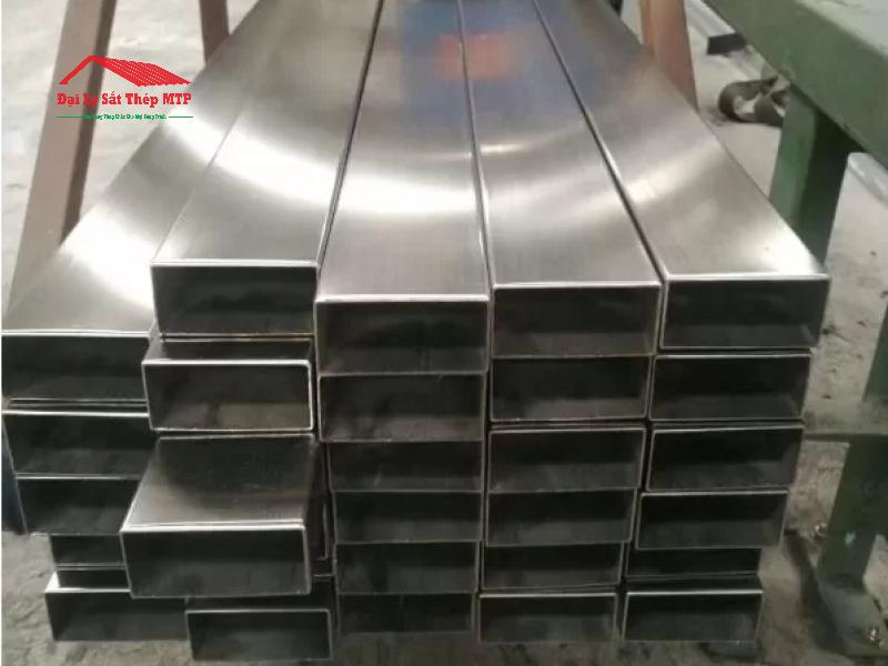Inox hộp 40x80 cúng cáp, chịu lực cao, tương thích nhiều phương pháp gia công