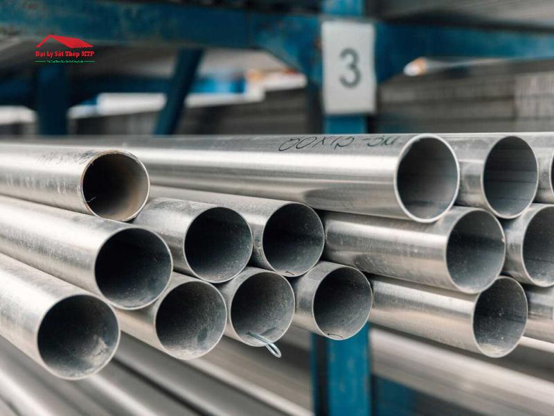 Inox ống phi 27 chịu lực tốt, chịu nhiệt tốt, bề mặt sáng bóng