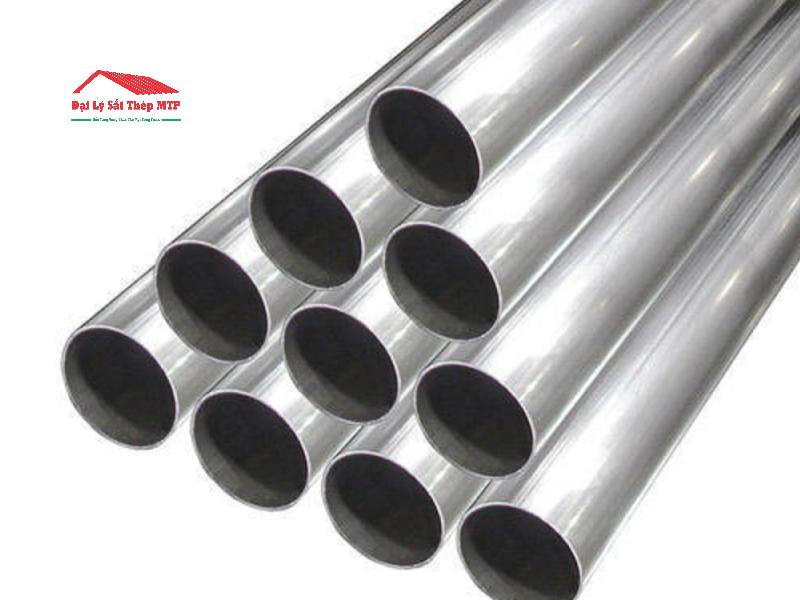 Inox ống phi 50 chắc chắn, bền bỉ, chống biến dạng và hạn chế rỉ sét tốt