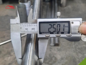 Ống inox phi 25