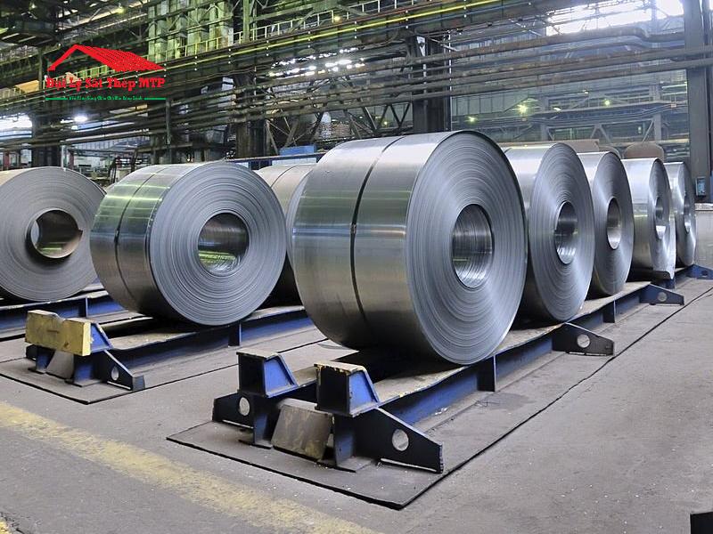 Thép cuộn mạ điện là loại thép cuộn được phủ một lớp mạ kẽm mỏng thông qua quá trình mạ điện phân