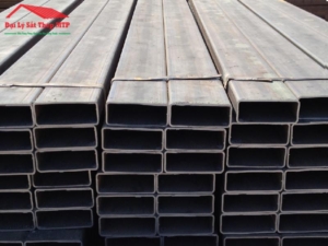 Bề mặt hộp inox 30x60 nhẵn bóng, dễ gia công