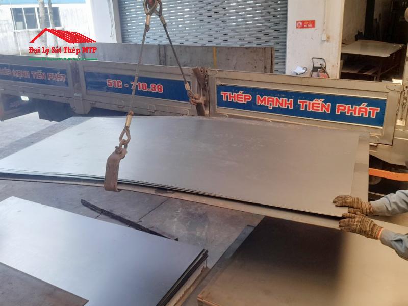 Sắt Thép MTP là đại lý thép tấm A283 uy tín, giá rẻ nhất Miền Nam