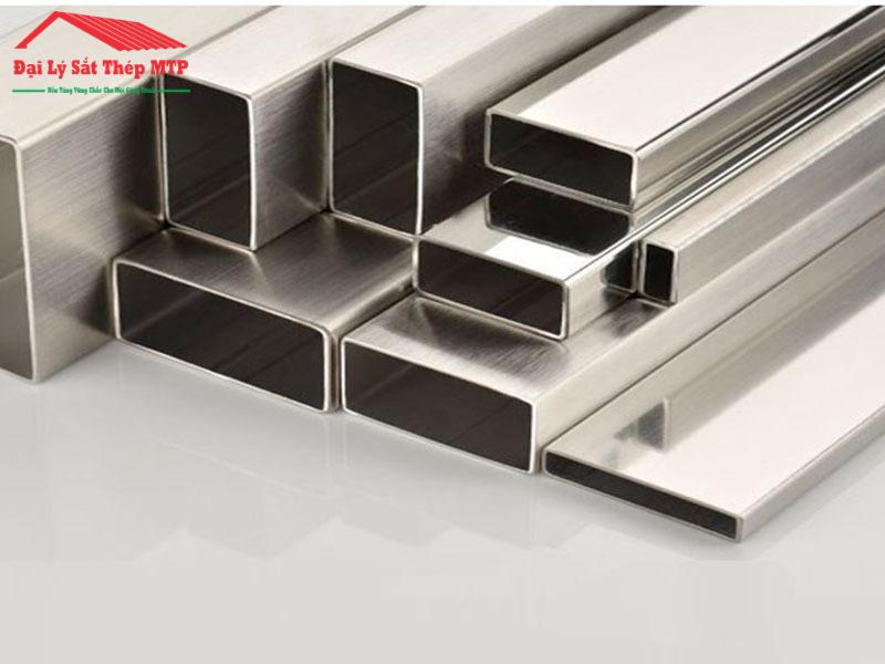 Hộp inox Sơn Hà có kích thước vuông, chữ nhật