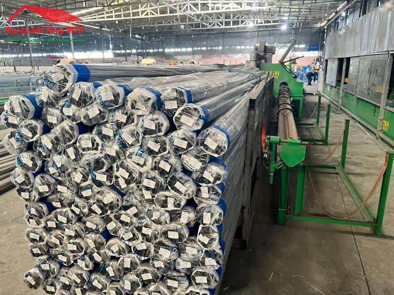 Kho hàng inox Sơn Hà tại MTP có quy mô lớn, giao hàng nhanh chóng