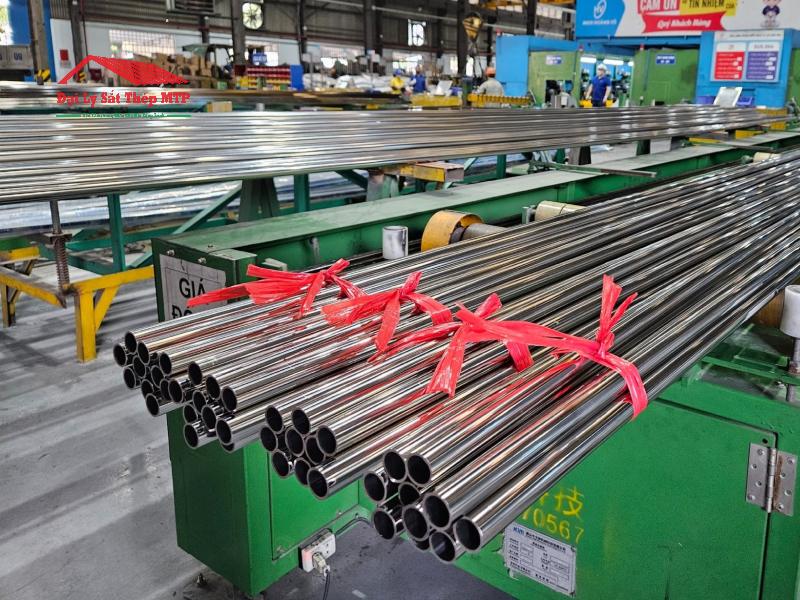 Ống inox trang trí Hoàng Vũ