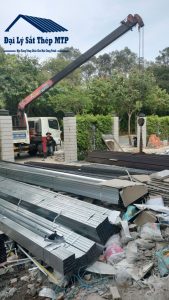 Bàn giao 25 tấn Thép Hình U-I-V cho Công Ty TK Xây Dựng Gia Trần tại 98 Đường Lê Văn Việt, TP Thủ Đức