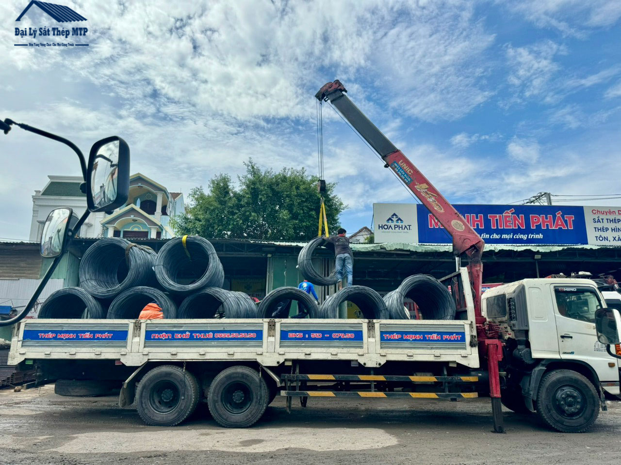 Đại lý Sắt Thép MTP Giao 50 Tấn Thép Xây Dựng và Tôn Pu cách nhiệt về dự án KCN Gò Dầu - Tây Ninh