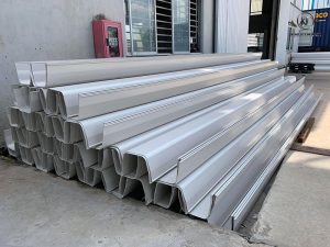 Máng xối nhựa PVC chống ồn, chống ăn mòn tốt, nhẹ, giá rẻ