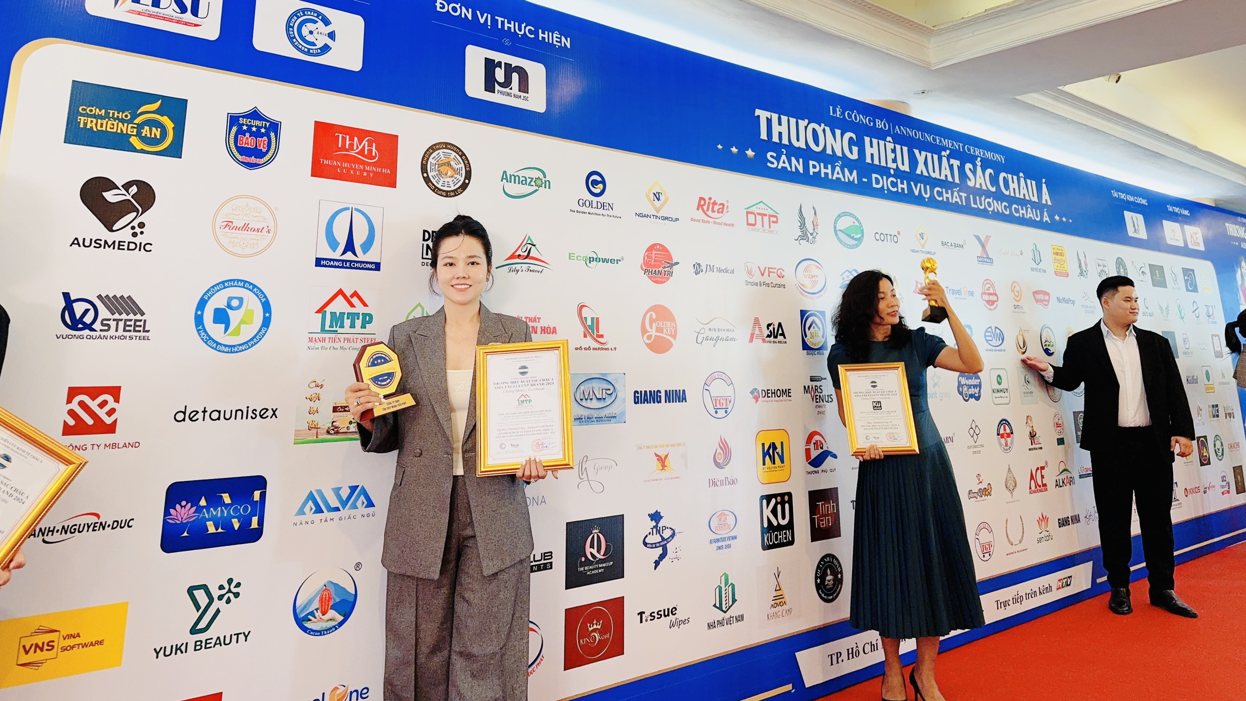 Đại Lý Sắt Thép Mạnh Tiến Phát vươn lên với Huy Chương Vàng "Top 10 Thương Hiệu Xuất Sắc Châu Á 2024" - Ảnh 4