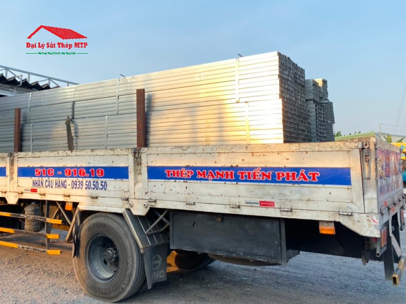 Cung ứng 5 tấn thép hộp Hoa Sen xây dựng nhà xưởng cho một công ty sản xuất thiết bị điện tử tại Đồng Nai