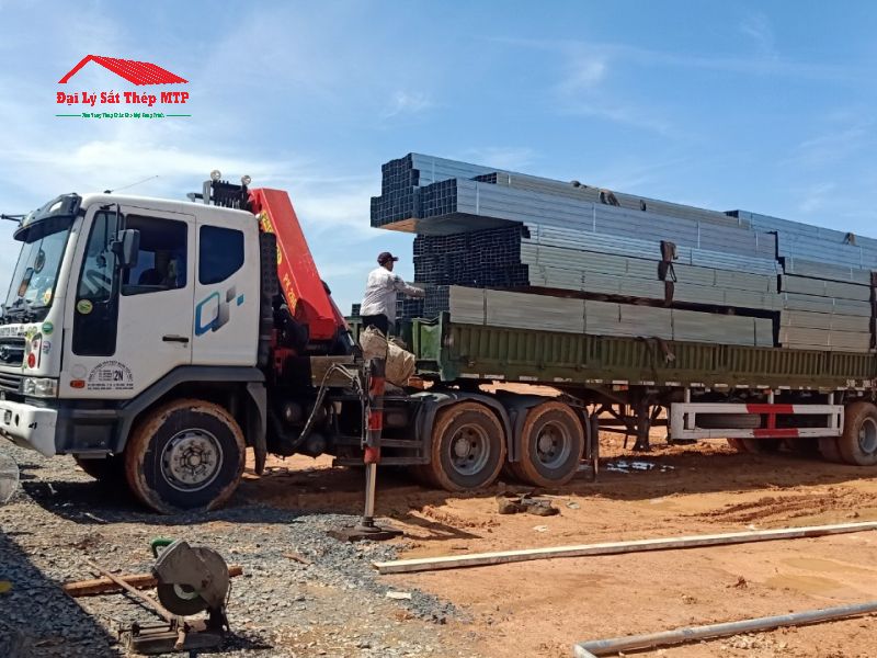 Cung cấp 13 tấn thép hộp Nhật Bản cho công trình xây dựng chung cư cao cấp tại Quận 2