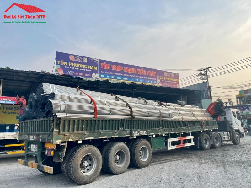 Cung cấp 300 cây thép ống Ánh Hòa cho dự án làm khung nhà thép tiền chế tại Bình Dương.