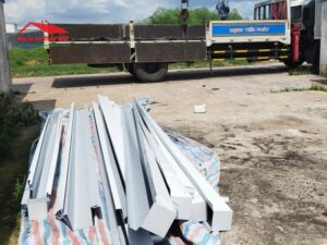 Giao 24 cây máng xối trắng sữa cho Công ty Cổ phần Trang trại Ba Huân tại Bình Dương