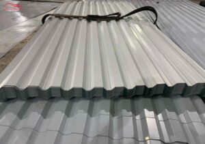 Gia công tôn 11 sóng lạnh không màu dày 3.5 dem lợp mái che nhà xe tại Bến Lức, Long An