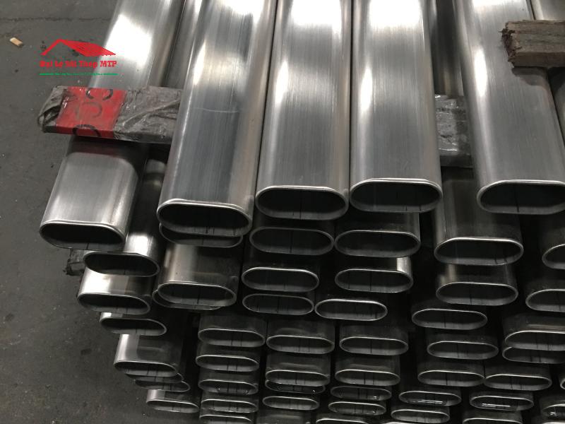 Thép ống oval mạ kẽm