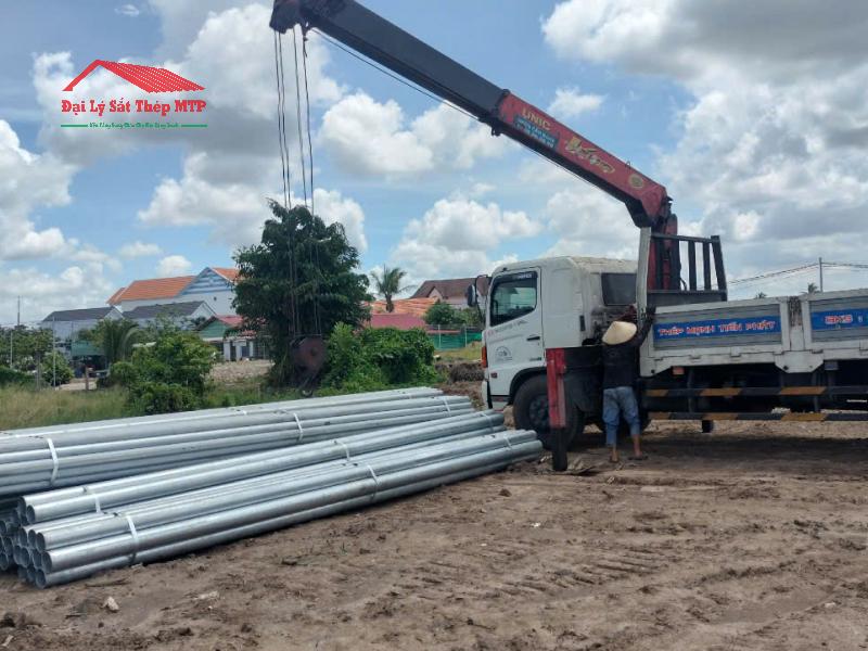 Cung cấp 2 tấn thép ống VinaOne cho nhà máy chế nông sản tại Tiền Giang