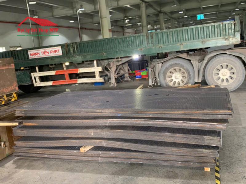 Cung cấp 5 tấn thép tấm gân cho dự án hầm gửi xe sân bay Long Thành