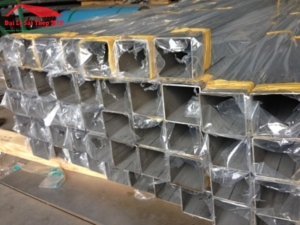 Hộp inox 38x38 201