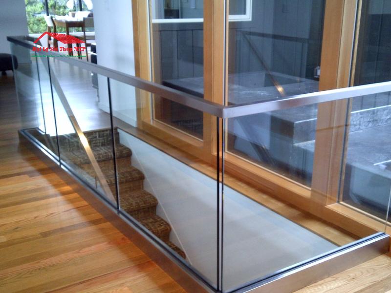 Ứng dụng inox U35 nẹp lan can kính