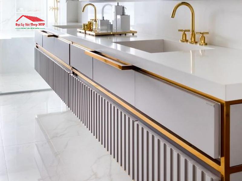 Inox V 25x25 dùng ốp kệ bếp