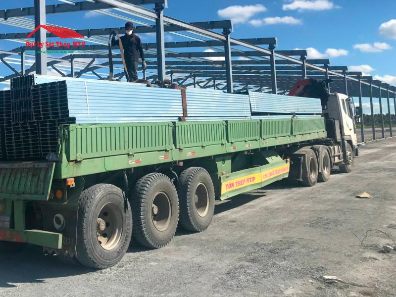 Cung cấp 3 tấn xà gồ C Hoa Sen cho dự án trung tâm thương mại tại Đồng Nai