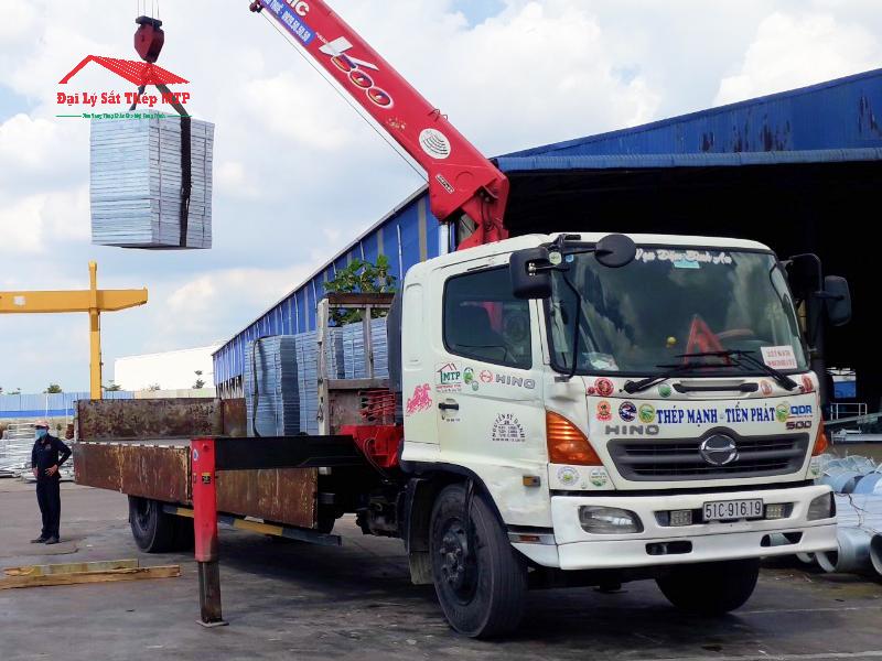 Sắt Thép MTP giao thép tấm gân sau gia công đến địa chỉ yêu cầu