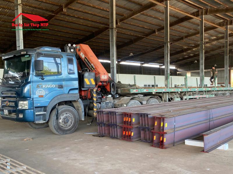 Giao 30 tấn thép hình I400 cho công trình nhà xưởng tại Đồng Nai