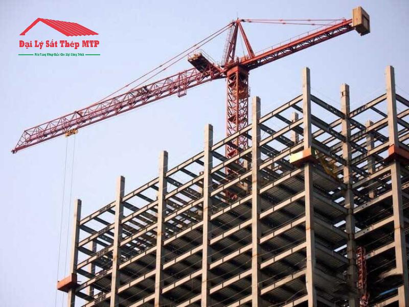 Thép I400 dùng làm khung dầm chính của tòa nhà văn phòng 25 tầng